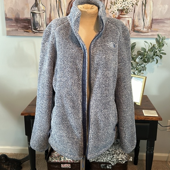 North face lightweight jacket - Picture 3 of 7